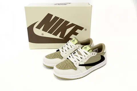 Travis Scott x Air Jordan 1 Low Olive – photo 10
