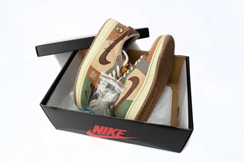 Air Jordan 1 Low Voodoo – photo 11