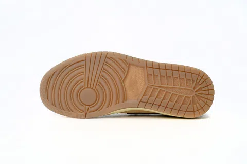 Air Jordan 1 Low Voodoo – photo 4