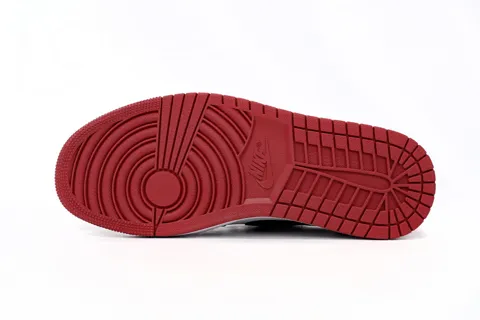 Air Jordan 1 Low Black Toe – photo 6