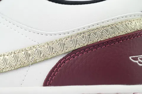 Air Jordan 1 Low Gold – photo 5