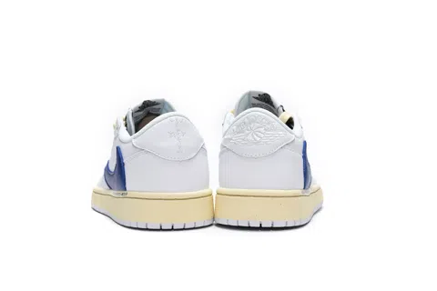 Travis Scott x Air Jordan 1 Low Cream/White/Blue – photo 5