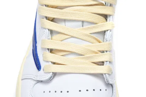 Travis Scott x Air Jordan 1 Low Cream/White/Blue – photo 8