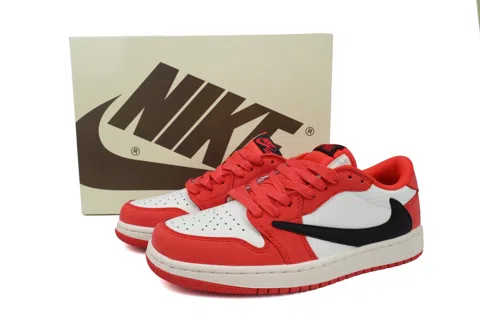 Travis Scott x Air Jordan 1 Low Chicago – photo 6