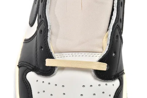 Travis Scott x Air Jordan 1 Low Dark Mocha – photo 5