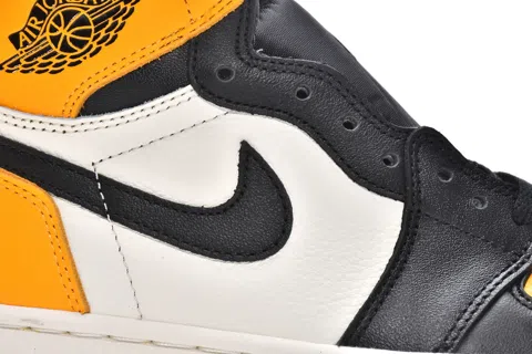 Air Jordan 1 High Yellow Toe – photo 10