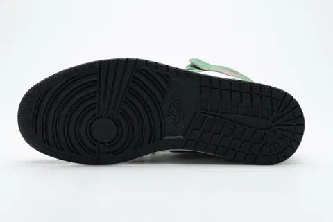 Air Jordan 1 High Lucky Green – photo 7