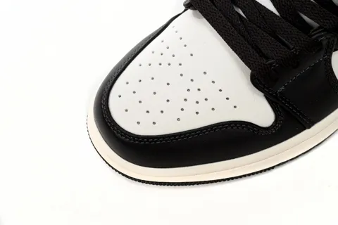 Air Jordan 1 Low Black/White/Brown – photo 7