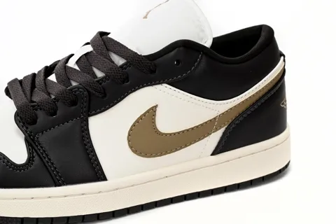 Air Jordan 1 Low Black/White/Brown – photo 6