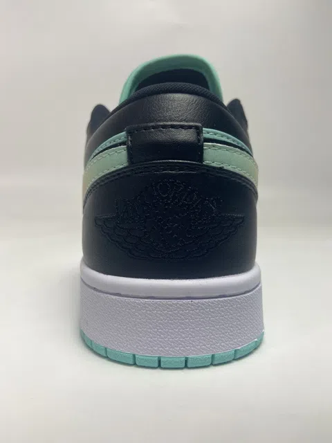 Air Jordan 1 Low Tropical Twist – photo 7