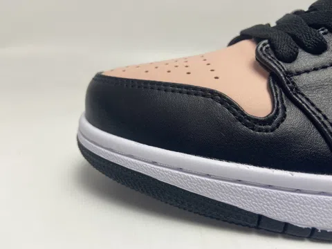 Air Jordan 1 Low Black/Pink – photo 10