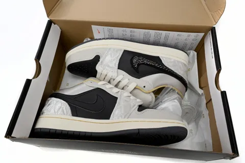 Air Jordan 1 Low Black/Grey Silk – photo 10