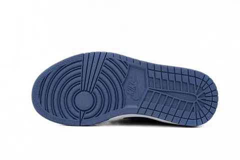 Air Jordan 1 Low Black/Navy – photo 6