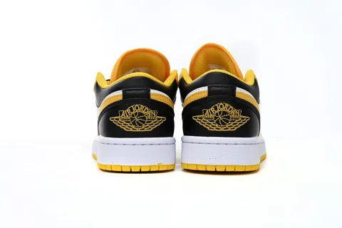 Air Jordan 1 Low University Gold – photo 3