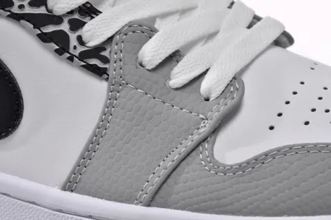 Air Jordan 1 Low True Blue – photo 6