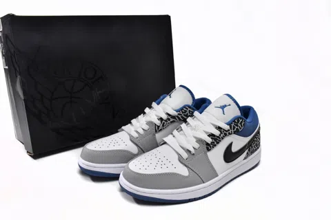 Air Jordan 1 Low True Blue – photo 12