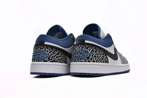 Air Jordan 1 Low True Blue – photo 4