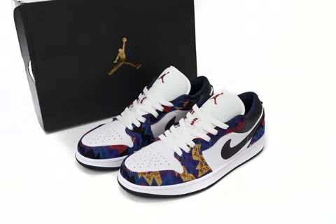 Air Jordan 1 Low Sweater – photo 11