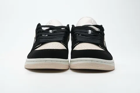 Air Jordan 1 Low Black Guava Ice – photo 5
