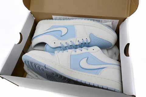 Air Jordan 1 Low Light Blue/White – photo 11