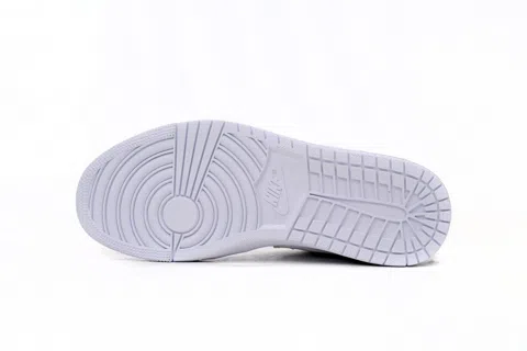 Air Jordan 1 Low Triple White – photo 6