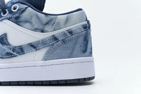 Air Jordan 1 Low Washed Canvas – photo 9
