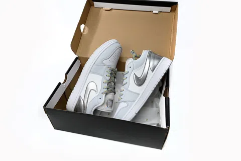 Air Jordan 1 Low Multicolor – photo 11