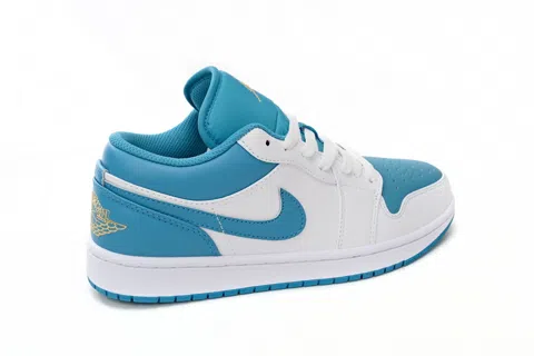 Air Jordan 1 Low Sky Blue – photo 3