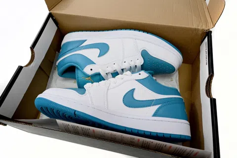 Air Jordan 1 Low Sky Blue – photo 11