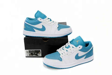 Air Jordan 1 Low Sky Blue – photo 9