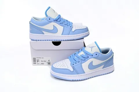 Travis Scott x Air Jordan 1 Low Light Blue – photo 8