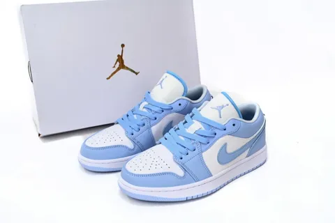 Travis Scott x Air Jordan 1 Low Light Blue – photo 7