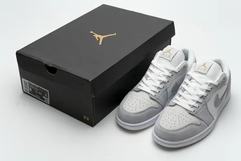 Air Jordan 1 Low Paris – photo 11