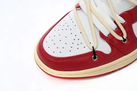Air Jordan 1 Low Chicago – photo 6