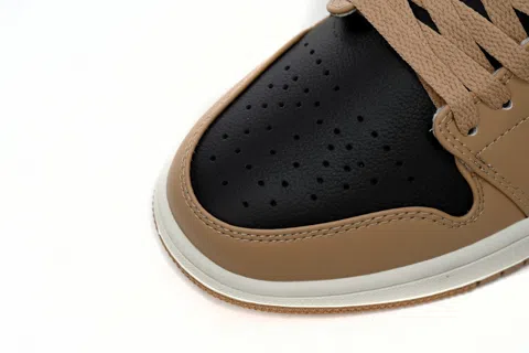 Air Jordan 1 Low Brown – photo 7