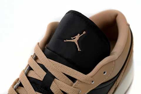 Air Jordan 1 Low Brown – photo 8