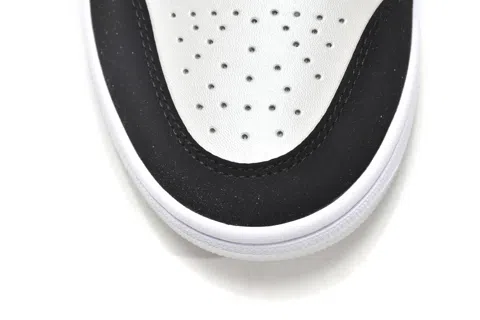 Air Jordan 1 Low Diamond Panda – photo 9