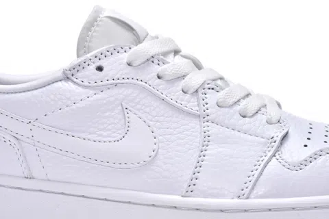 Air Jordan 1 Low Triple White – photo 10