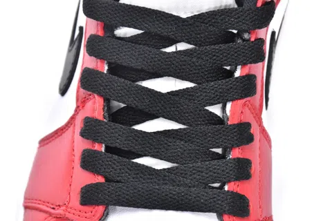 Air Jordan 1 Low Chicago – photo 9