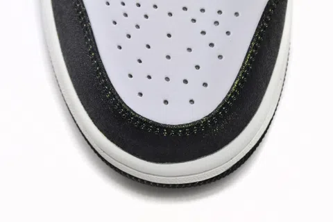 Air Jordan 1 Low Green – photo 9