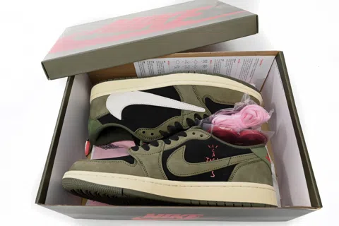 Travis Scott x Air Jordan 1 Low Green – photo 10