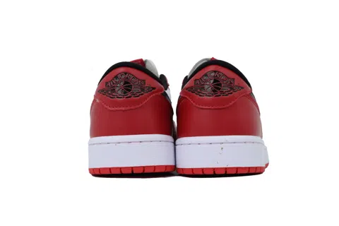 Air Jordan 1 Low Chicago – photo 3