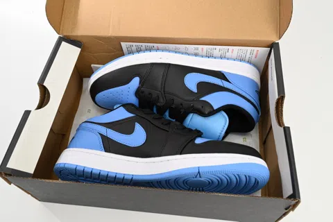 Travis Scott x Air Jordan 1 Low Black/Blue – photo 11