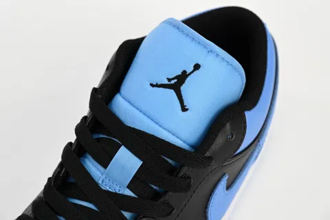 Travis Scott x Air Jordan 1 Low Black/Blue – photo 7