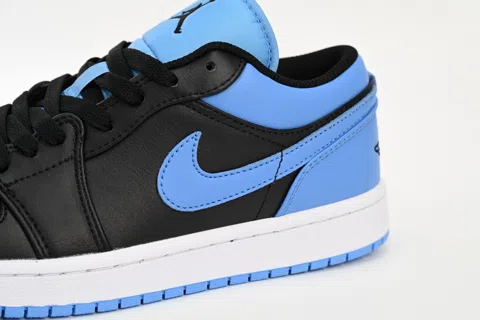 Travis Scott x Air Jordan 1 Low Black/Blue – photo 6