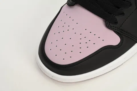 Travis Scott x Air Jordan 1 Low Black/Purple – photo 8
