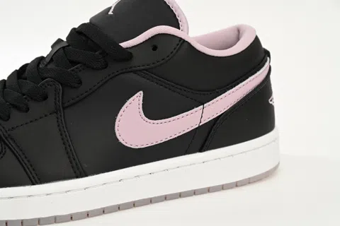Travis Scott x Air Jordan 1 Low Black/Purple – photo 6