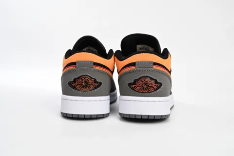 Travis Scott x Air Jordan 1 Low Grey/Black – photo 5