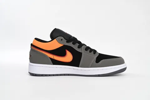 Travis Scott x Air Jordan 1 Low Grey/Black – photo 3