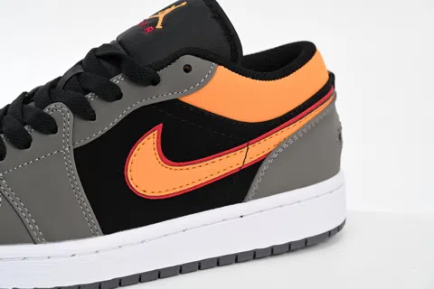 Travis Scott x Air Jordan 1 Low Grey/Black – photo 7